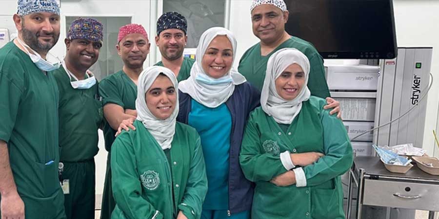 الفريق الطبي متخصص بوحدة جراحة الأطفال ـ أرشيفية