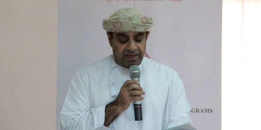 الأستاذ الدكتور خليفة بن سيف بن سلطان الجابري أستاذ بكلية الهندسة بجامعة السلطان قابوس "الهندسة المدنية والمعمارية" ـ أرشيفية