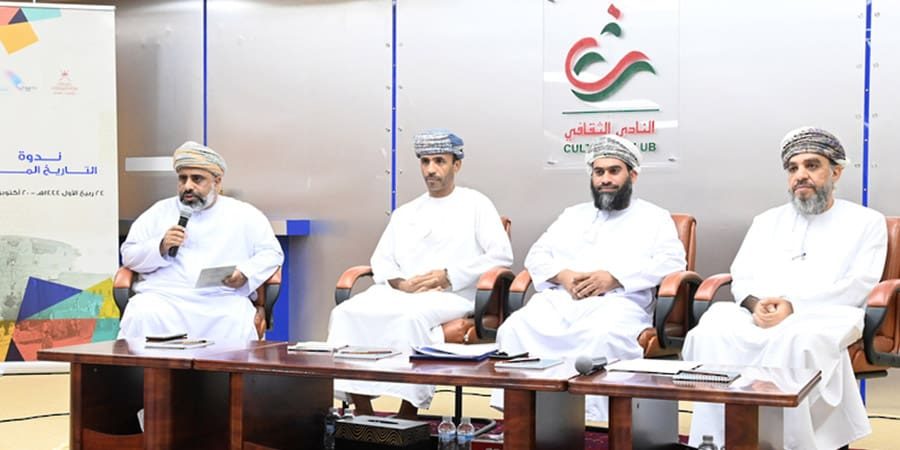 رعى الندوة المكرم المهندس سعيد بن محمد الصقلاوي عضو مجلس الدولة ورئيس مجلس إدارة الجمعية العُمانية للكتّاب والأدباء.