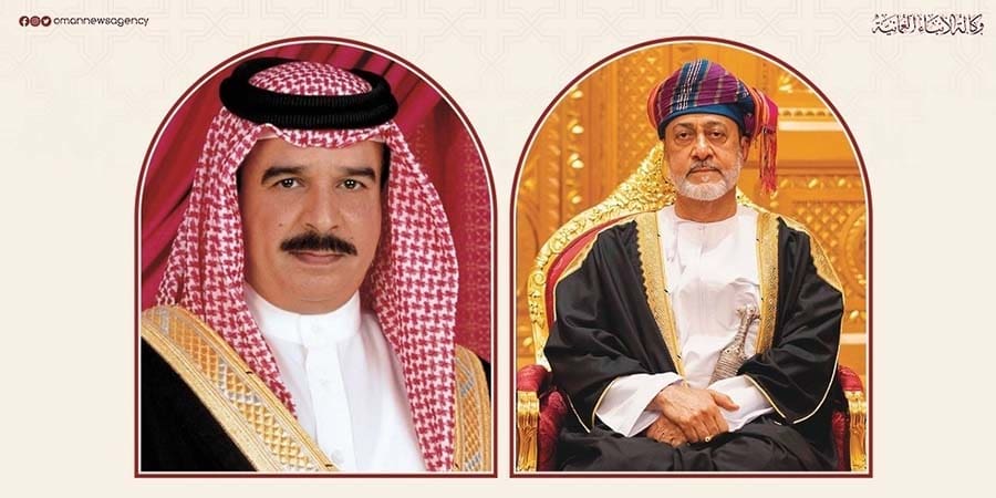 جلالة السُّلطان يهنئ ملك البحرين 
