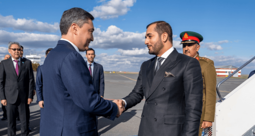 سُموّ السّيد نائبُ رئيس الوزراء للشّؤون الاقتصاديّة يصل إلى كازاخستان 