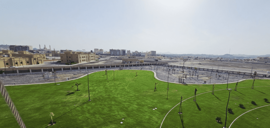 متنفس عالمي في قلب نزوى.. حديقة بمساحة 150 ألف متر تفتح أبوابها 