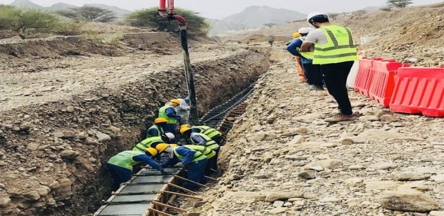 إنجاز 86% من مشروع نقل مياه الفي بمحضة بتكلفة 1.5 مليون ريال 
