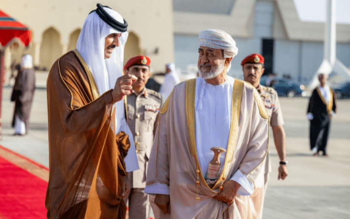 أمير دولة قطر يُغادر البلاد