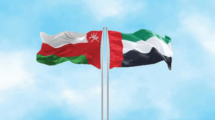 تسهيلات كبرى بميناء جبل علي كيف ستغير وجه التجارة بين عُمان والإمارات؟ 