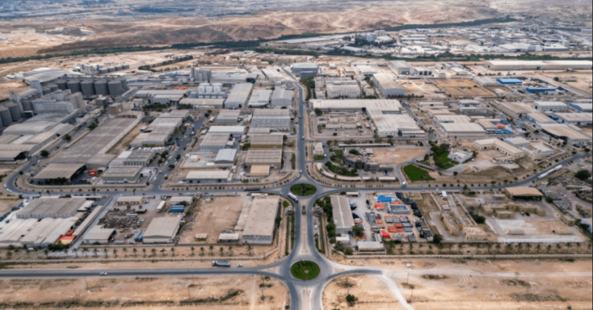 213 مليون ريال قروض تنموية لعُمان والصناعة في الصدارة 