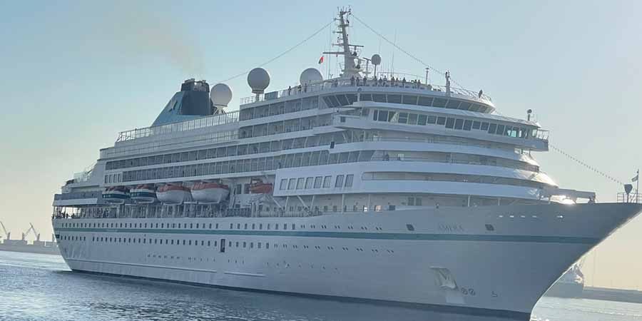 السفينة السياحية "أميرة"