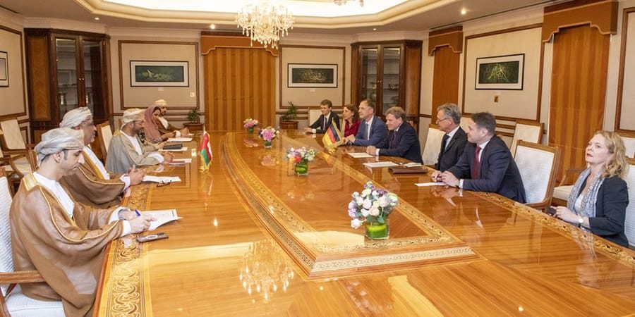 جانب من المقابلة