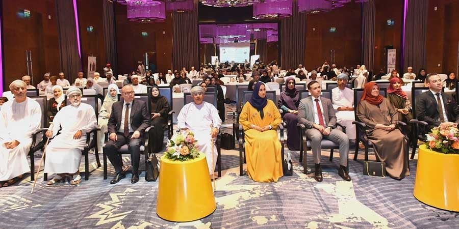 وزارة الصحة تحت شعار "تغييرًا للمفاهيم: هيا نتحدث عن السمنة