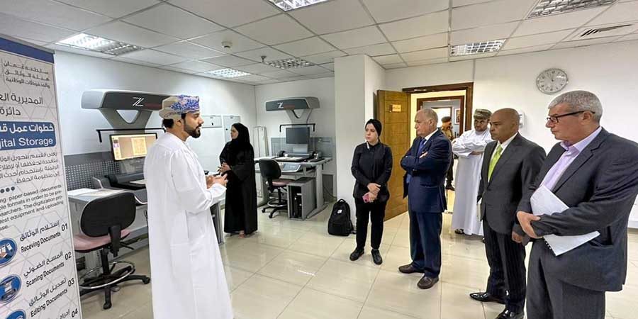 وفد دولة فلسطين الشقيقة برئاسة عيسى قراقع