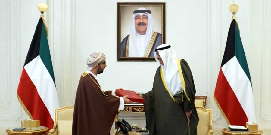 سلطنة عُمان جلالة السُّلطان المُعظم يبعث برسالة خطيّة لأمير الكويت