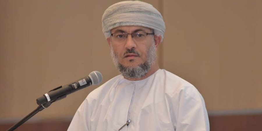 سعادة مالك اليحمدي عضو مجلس الشورى ممثل ولاية بوشر