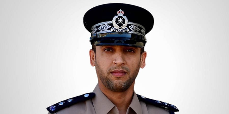 علي الفارسي ضابط بقسم العلاقات العامة بهيئة الدفاع المدني والاسعاف ـ أرشيفية