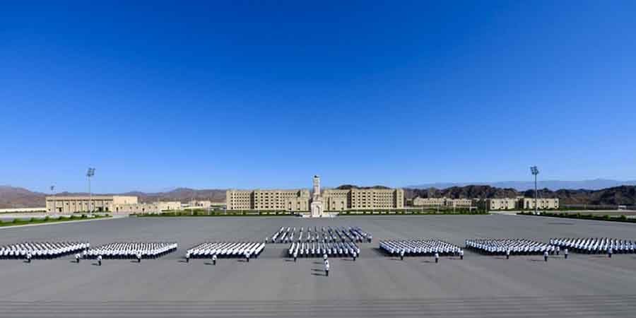 شرطة عُمان السلطانية تخريج فصائل من الشرطة المستجدين