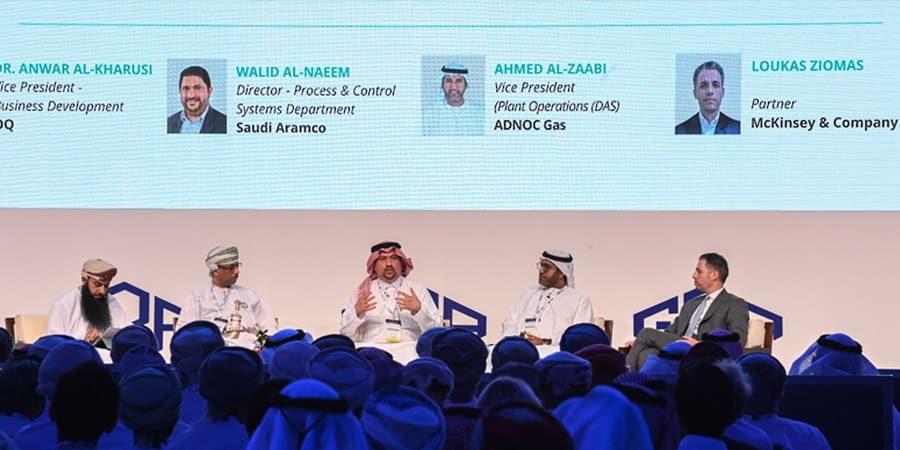 جانب من أعمال أعمال المؤتمر