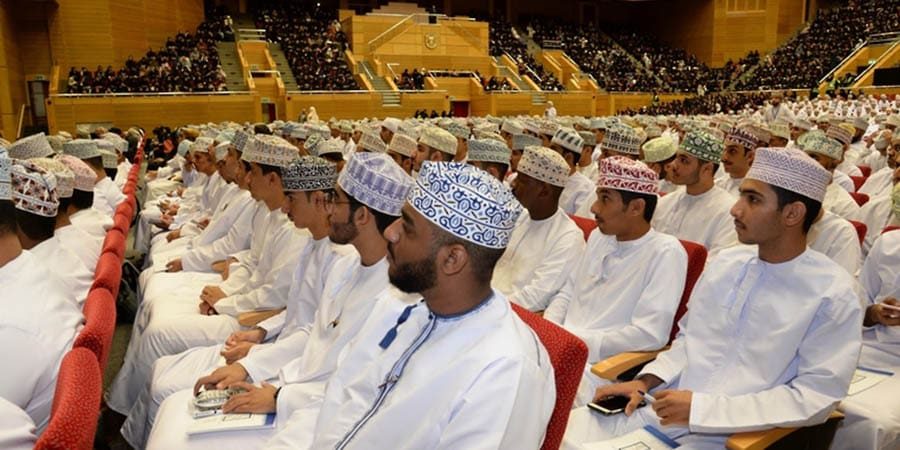 نظمت الجامعة اليوم لقاءً تعريفيًّا لطلبة الدفعة الـ 37 بالقاعة الكبرى في مركز الجامعة الثقافي