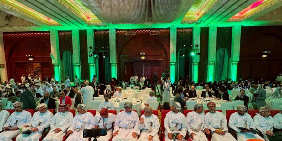 وزارة النقل والاتصالات وتقنية المعلومات انطلاق أعمال القمة العالمية لأشباه الموصلات والرقائق الإلكترونية