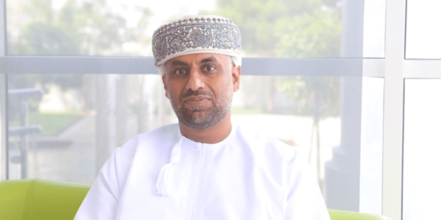 هلا أف أم الدكتور عامر بن سيف الهنائي