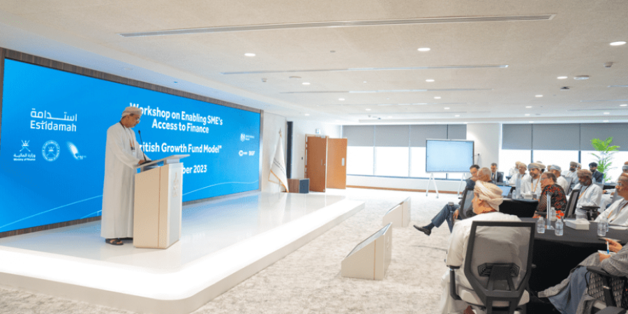 جانب من حلقة العمل