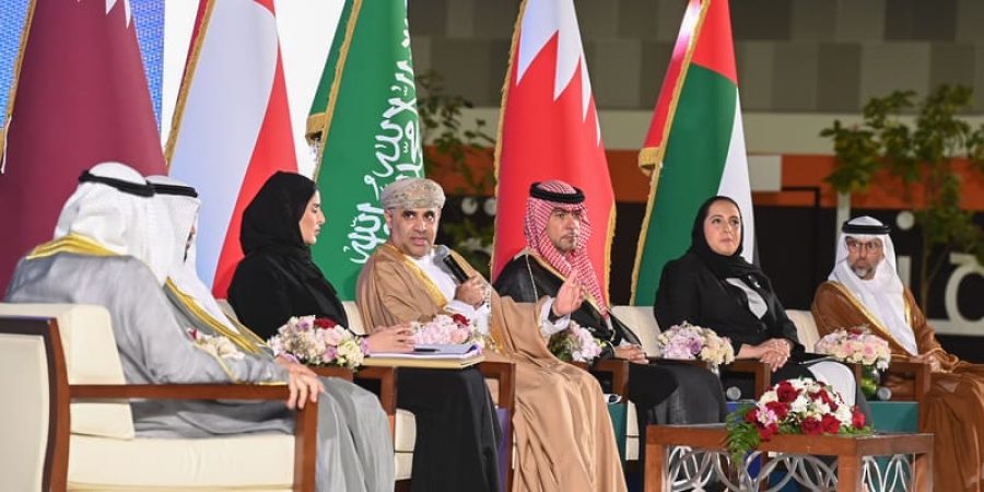 سلطنة عُمان بمشاركة أصحاب المعالي والسعادة الوزراء المعنيين