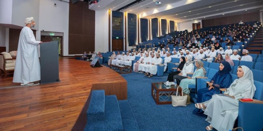 ١٨٣ طبيبًا يلتحقون بالبرامج التدريبية التخصُّص.