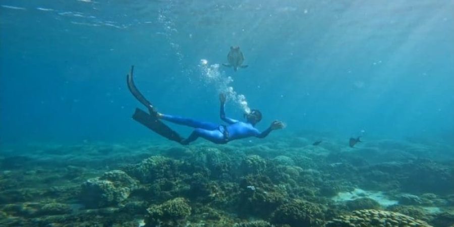 الفيلم العُماني "لن تغوص وحيدًا"