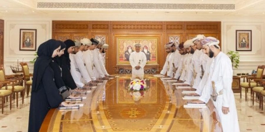 أعضاء جهاز الرقابة المالية والإدارية للدولة.