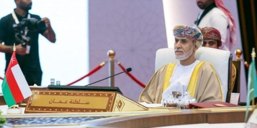 سلطنة عُمان معالي الشيخ الفضل الحارثي