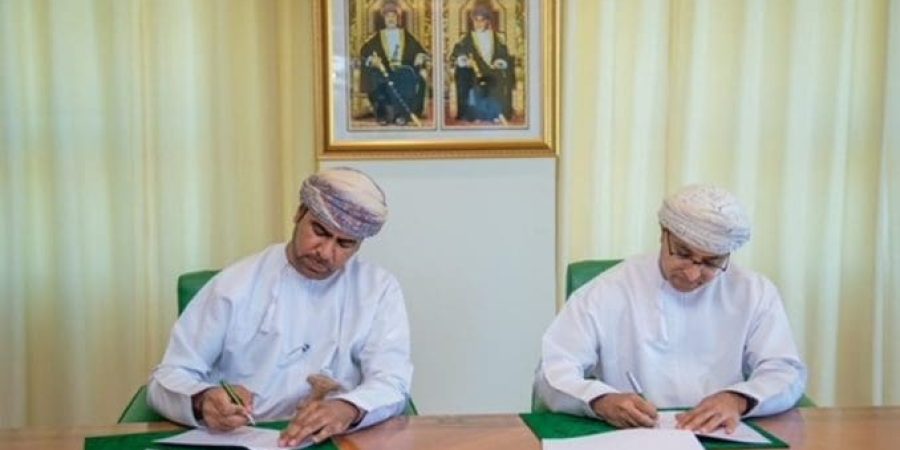 وزارة التربية والتعليم جانب من توقيع اتفاقية التعاون.