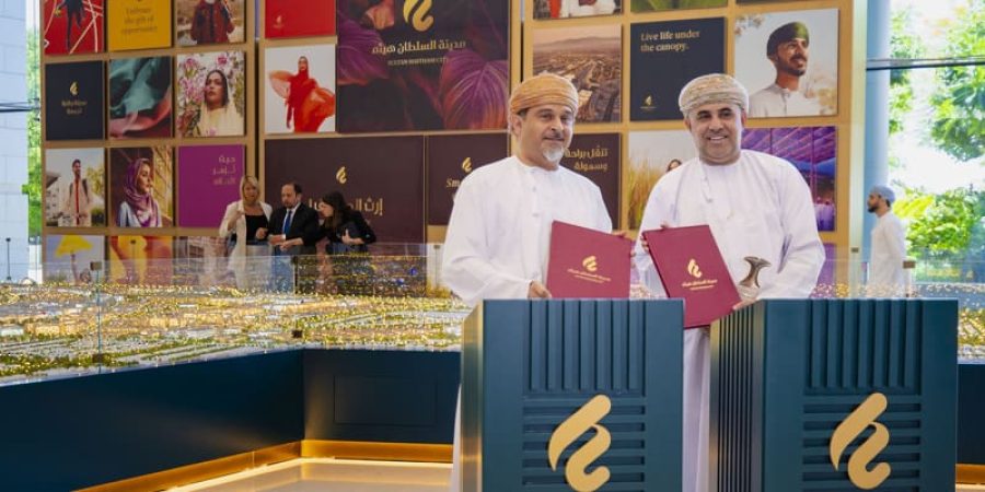 وزارة الإسكان والتخطيط العمراني جانب من التوقيع