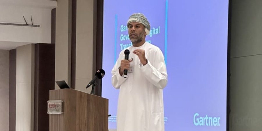 سعادة الدكتور علي بن عامر الشيذاني وكيل وزارة النقل والاتصالات وتقنية المعلومات للاتصالات وتقنية المعلومات