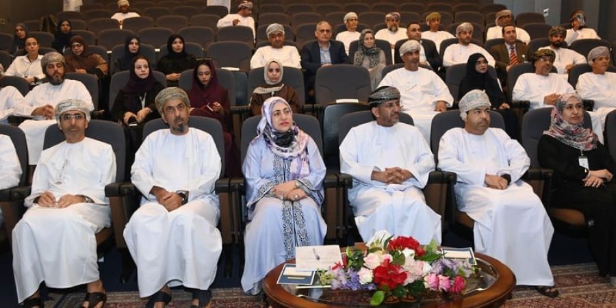 رعى افتتاح أعمال الحلقة معالي الدكتورة رحمة المحروقية