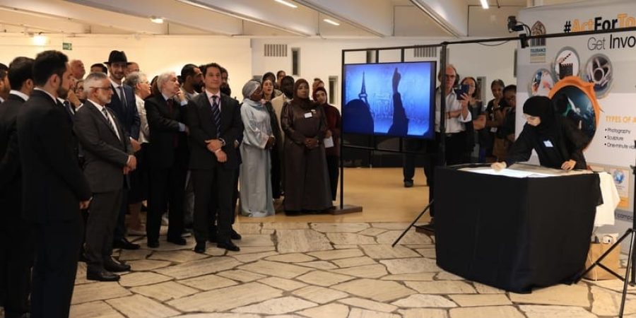 سلطنة عُمان فعالياتُ معرض "رسالة السلام من سلطنة عُمان"