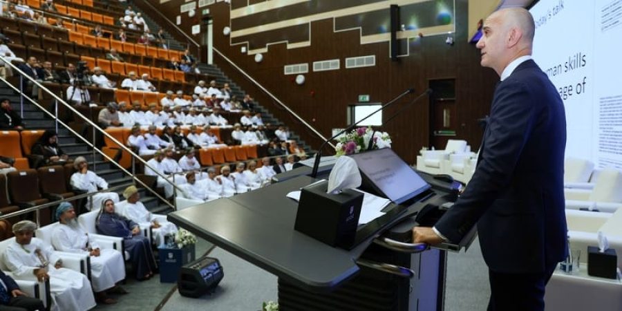 محافظة شمال الباطنة أعمال مؤتمر الذكاء الاصطناعي
