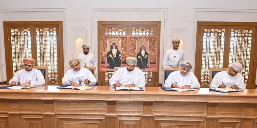 جانب من توقيع الخُطَّة التنفيذية