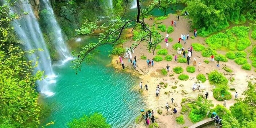 وزارة التراث والسياحة تعبيرية